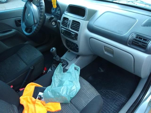 Renault Clio sedan 1.6 completo - Foto 4