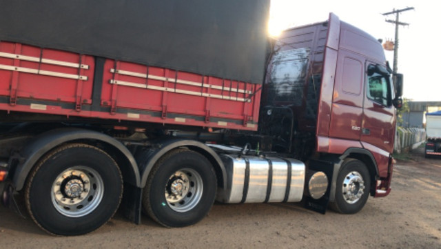 Fh 520 engatado rodotrem curto 3x3
