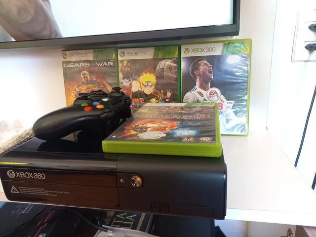 Xbox 360 Super Slim 500GB (+ 7 Jogos inclusos originais