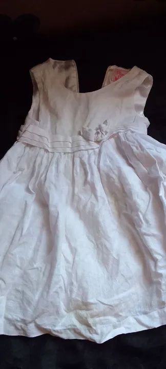 Vestido branco infantil