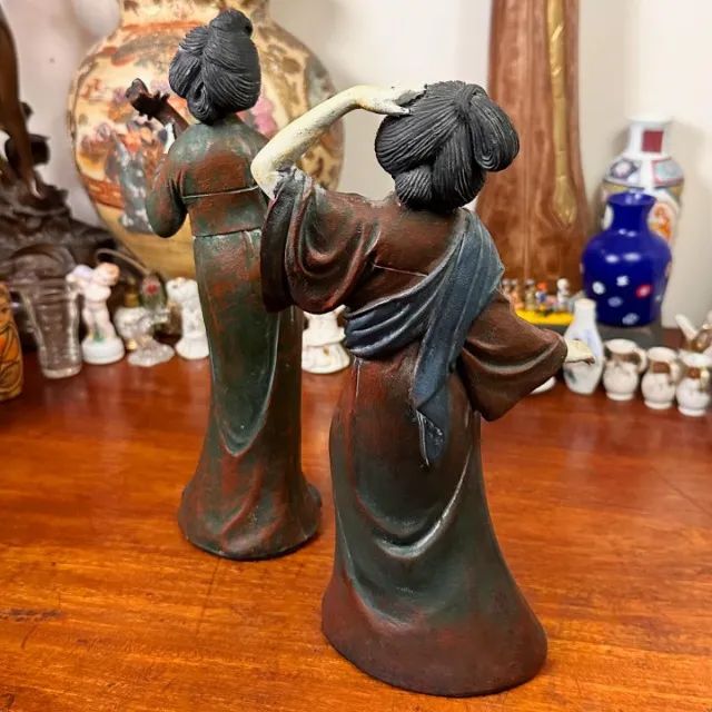 Par de esculturas orientais em cerâmica fria. - Foto 4