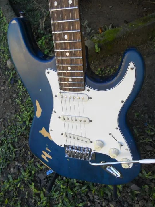 Guitarra relicada