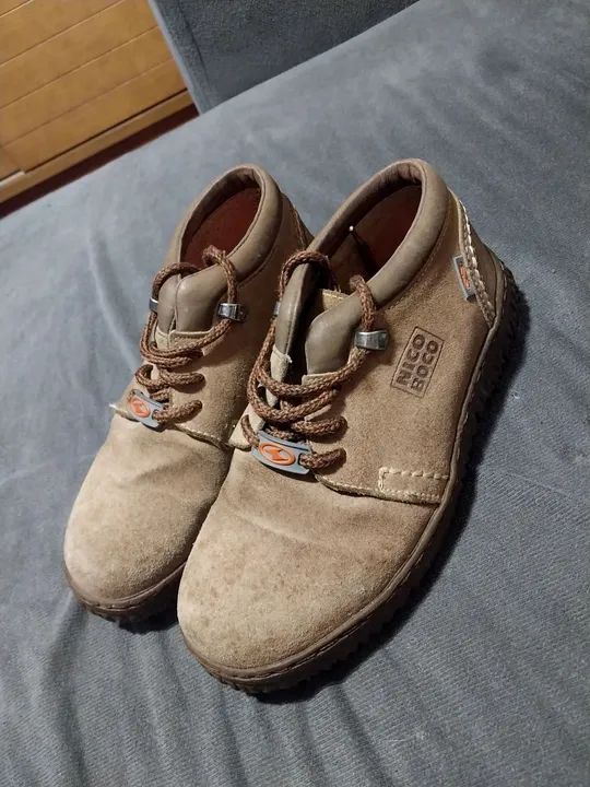 Tenis Nicoboco Camurça 
