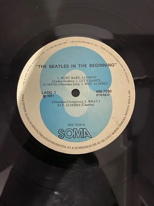 Lp Vinil The Beatles In The Beginning Bom Estado - Foto 4