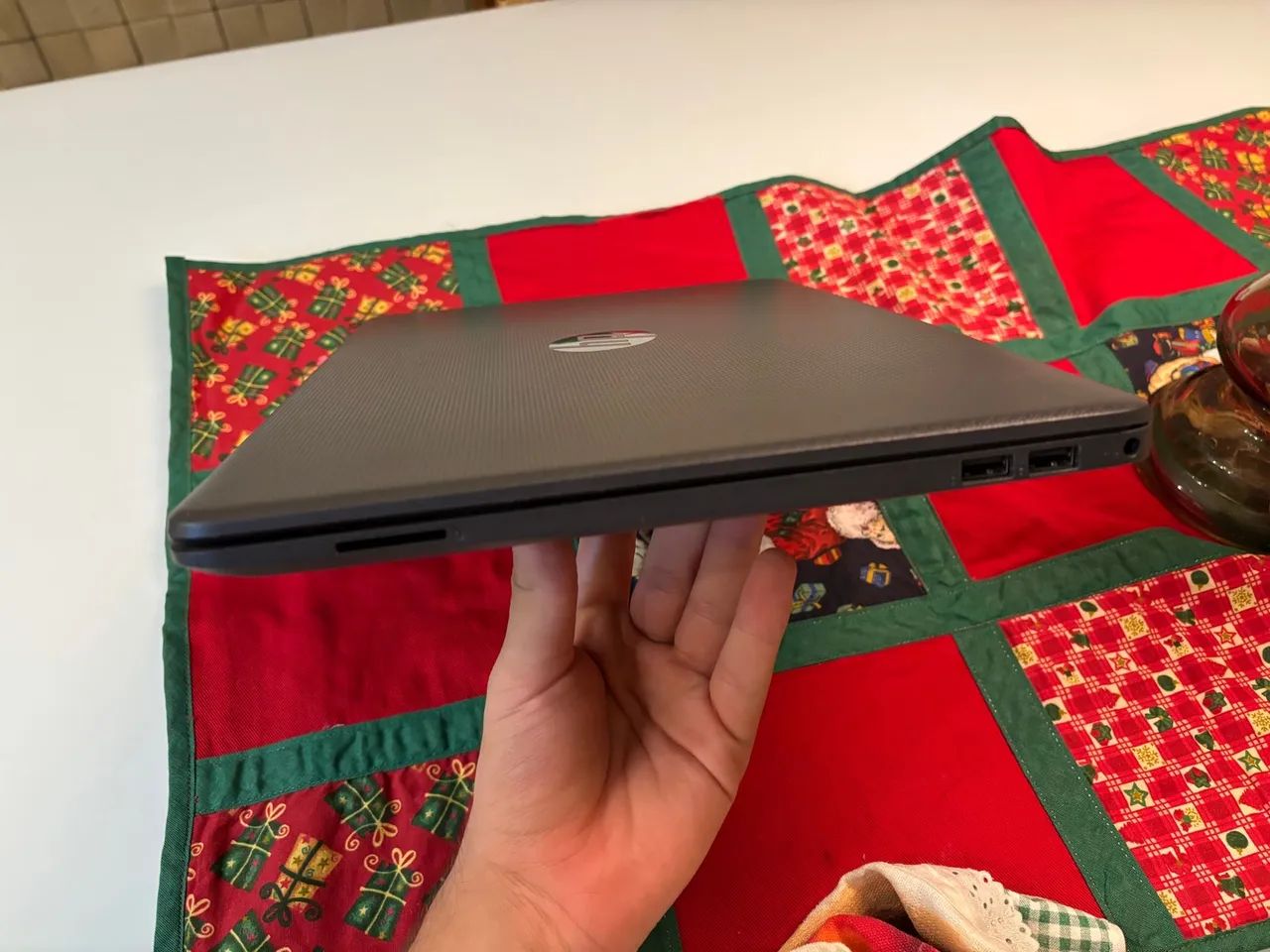 Notebook  excelente HP 250 G9 core i5-1235u 8gb RAM - Foto 2