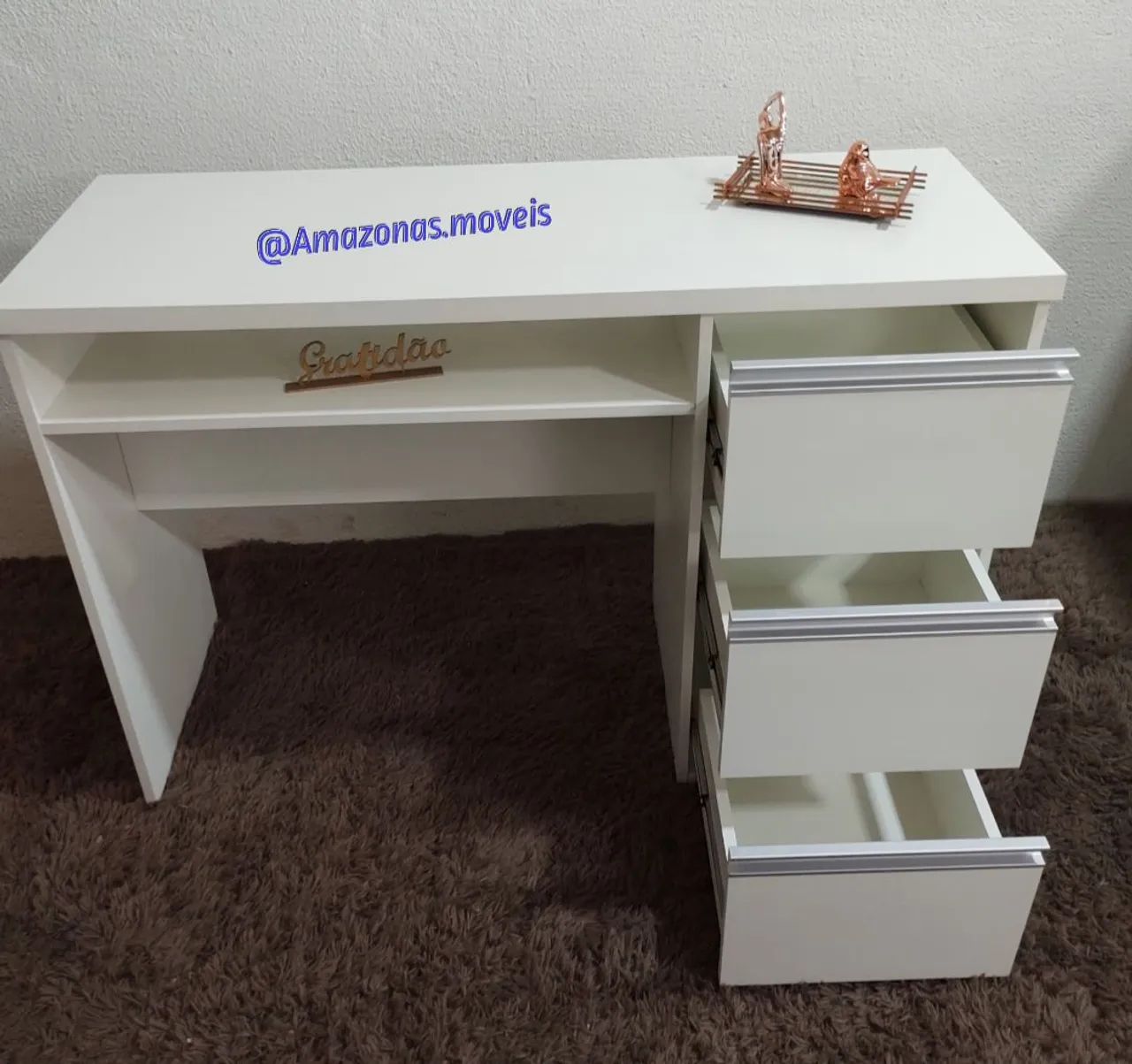 Mesa para alongamento de unhas ou estudos  - Foto 2