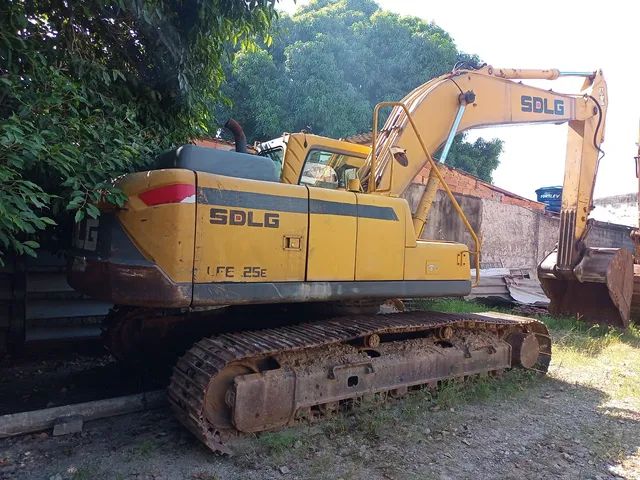 Escavadeira sdlg LG6225e ano 2014 - Foto 3