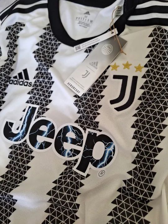 Camisa Adidas Juventus 2022/23 Tamanho M Original - Roupas