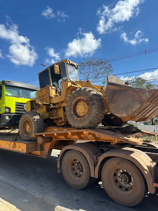 Pá Carregadeira Caterpillar 930 1980  - Foto 2