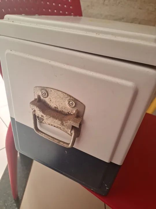 Caixa Térmica 15 Litros Corona Extra com abridor e alça  - Foto 3