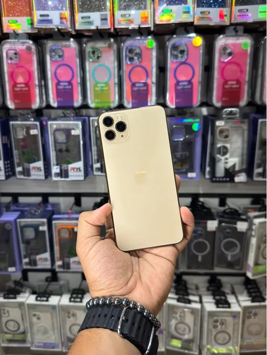 ? IPhone 11 Pro Max Dourado 64gb, impecável