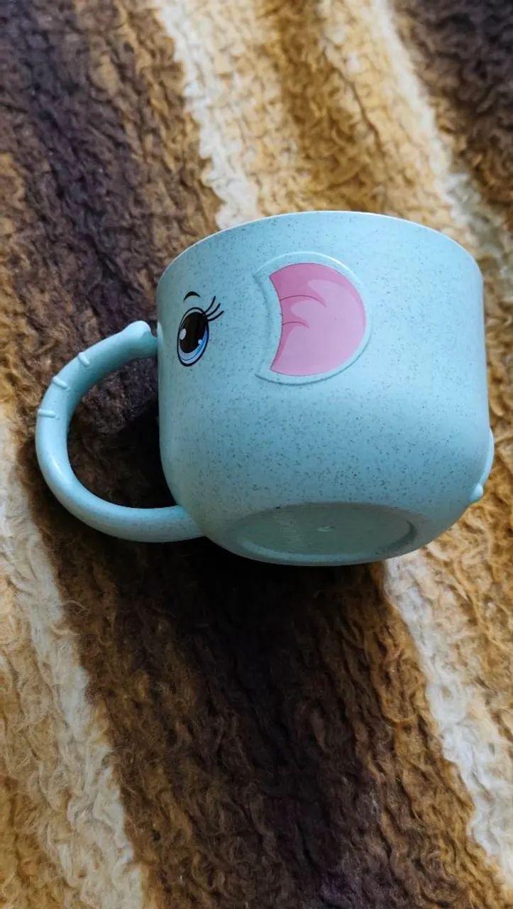 Caneca Infantil de Elefante - Fofa e Divertida - Foto 4