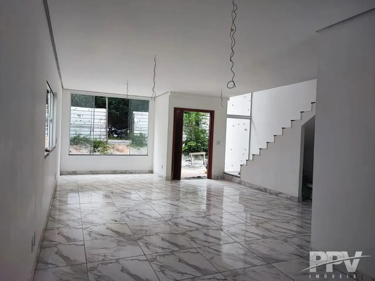 Casa para Venda em Teresópolis, Granja Guarani, 4 dormitórios, 4 suítes, 5 banheiros, 1 va