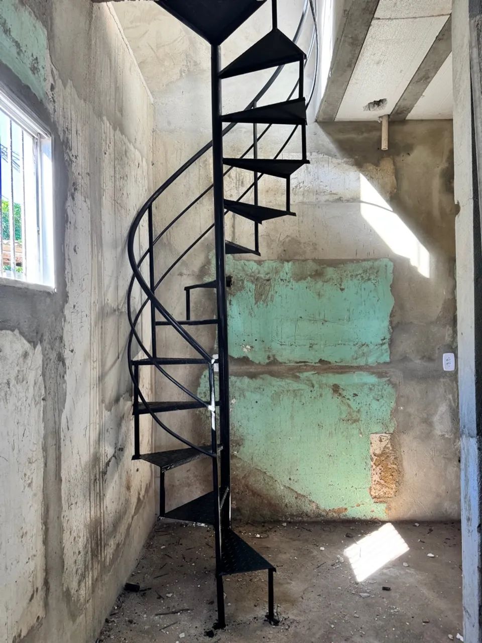 Escada em espiral para área externa - Foto 5