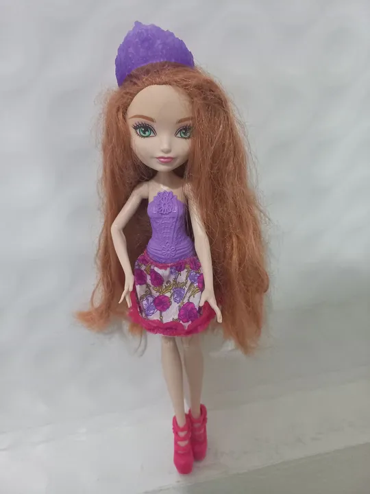 Boneca Ever After High Holly O' Hair Original