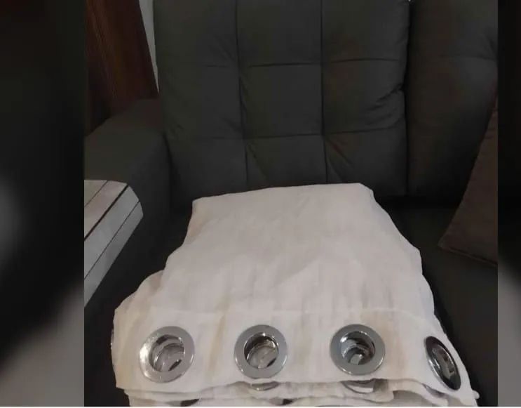 Cortinas brancas para sala 3,00m - Foto 3