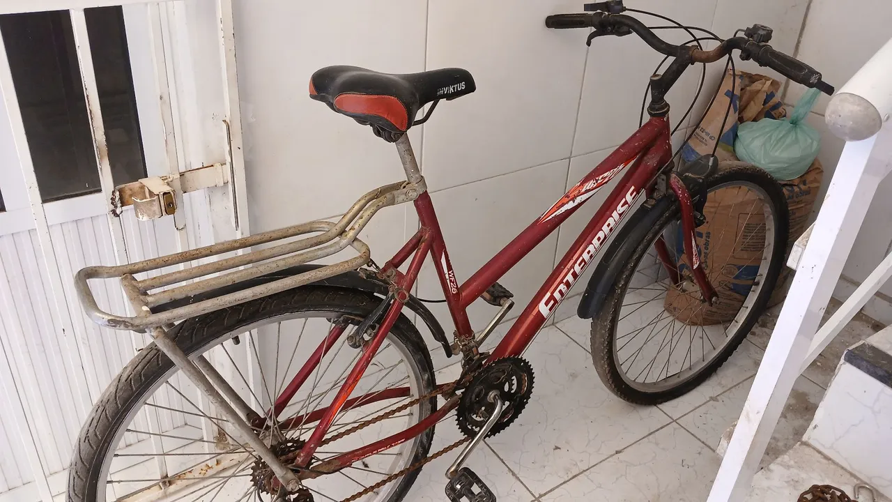 Bicicleta Enterprise com garupa R$120