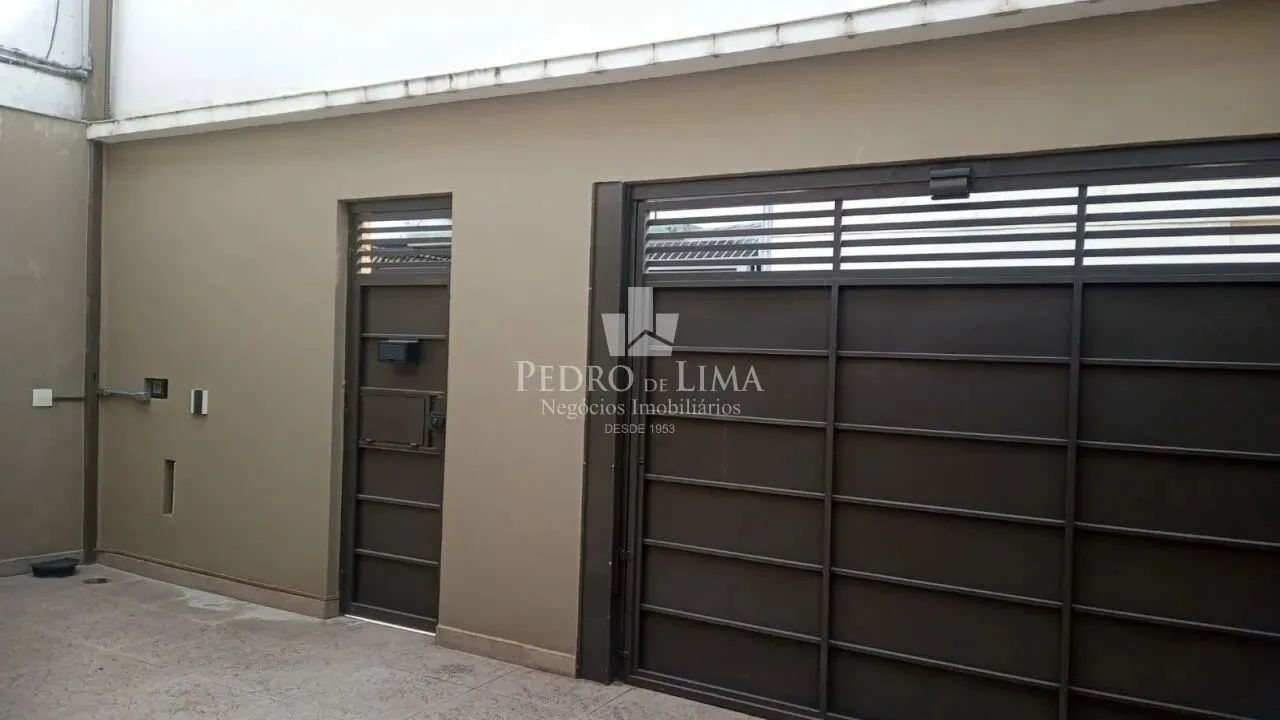 Sobrado 5 salas, 4 banheiros, 5 vagas, 330 m² A/C. Tatuapé
