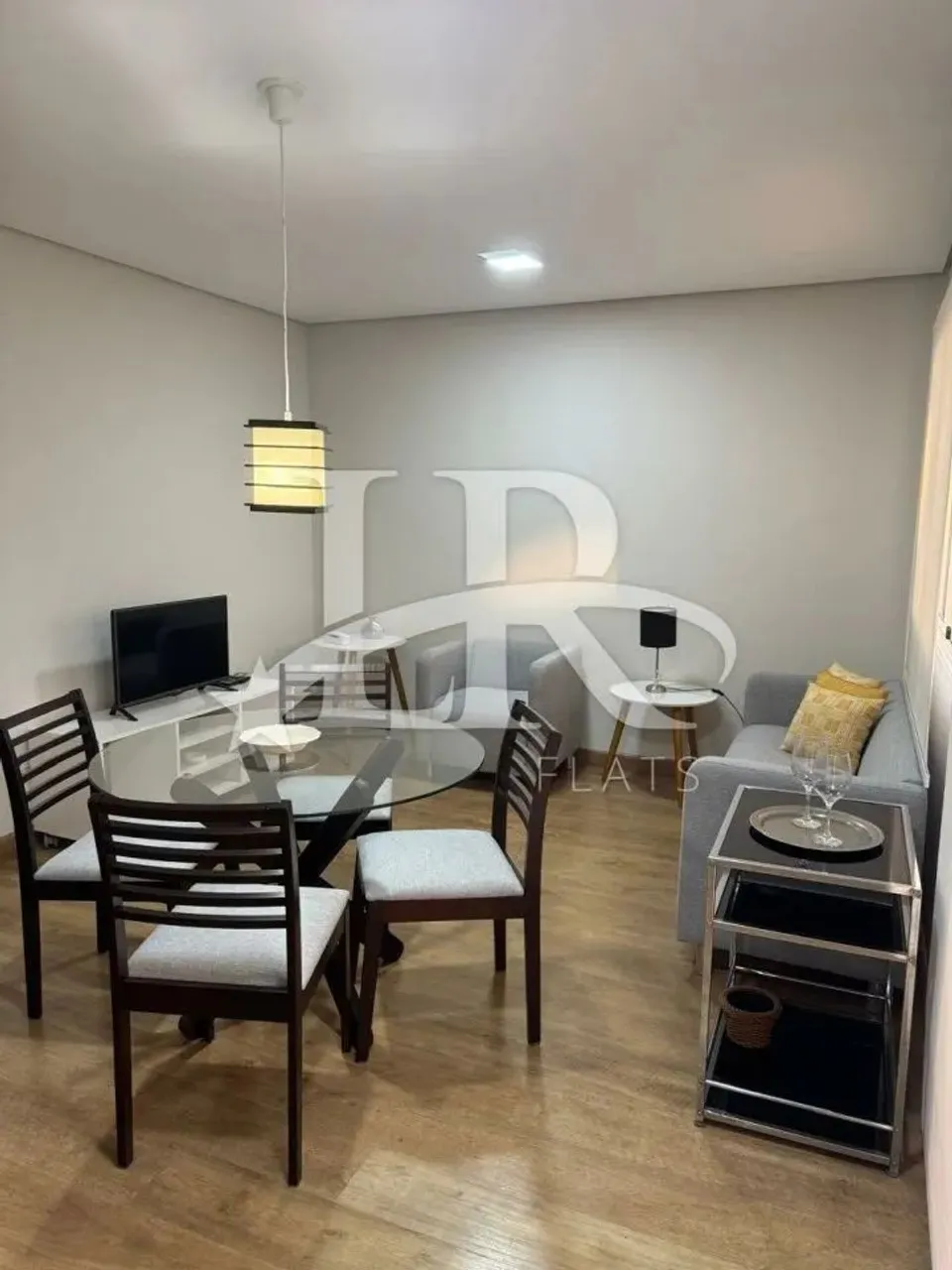 LR Flats - Duplex mobiliado para locação em Moema