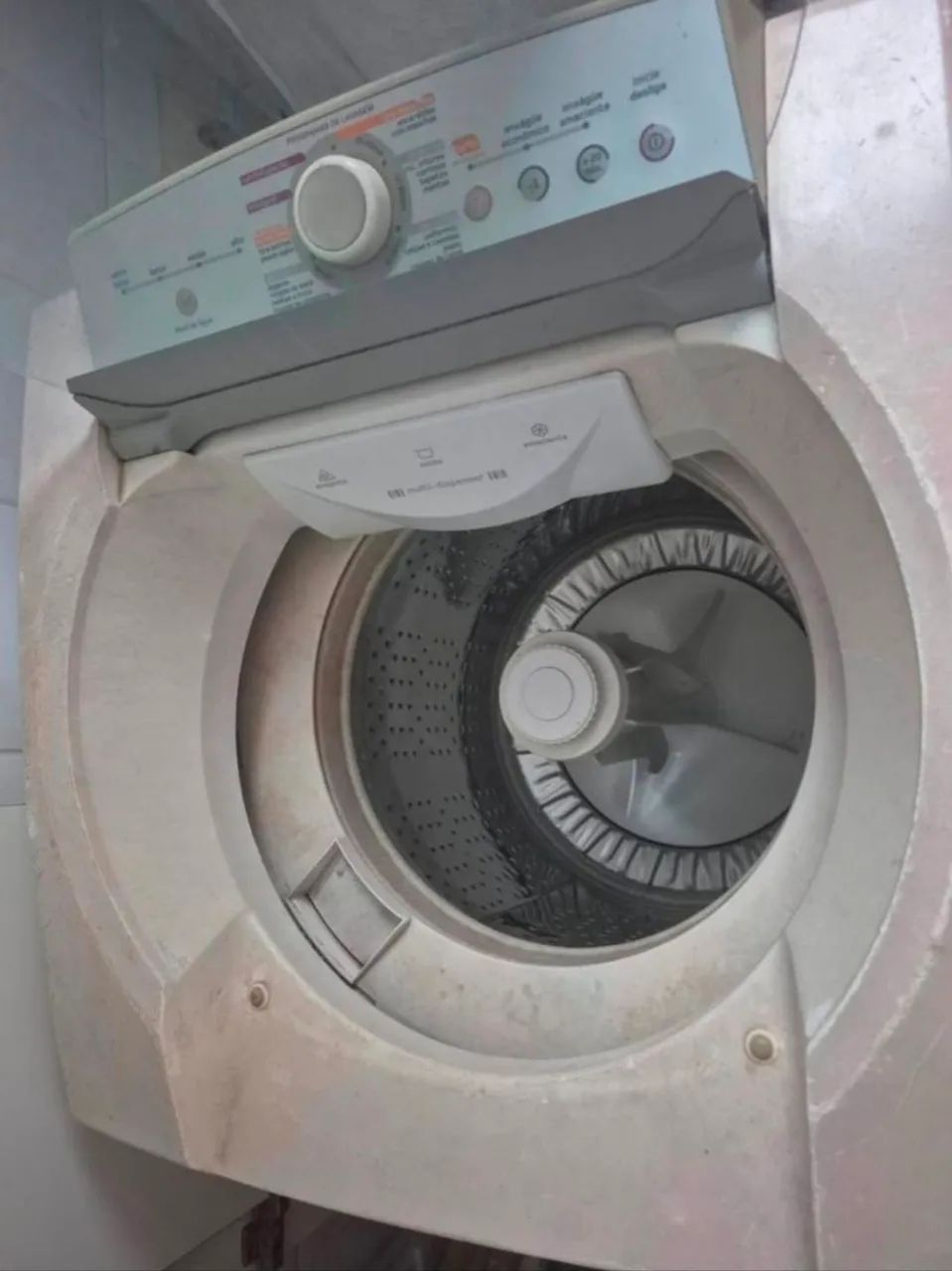 Vendo máquina de lavar Brastemp 11kg, usada, mas em ótimo estado de funcionamento. - Foto 2