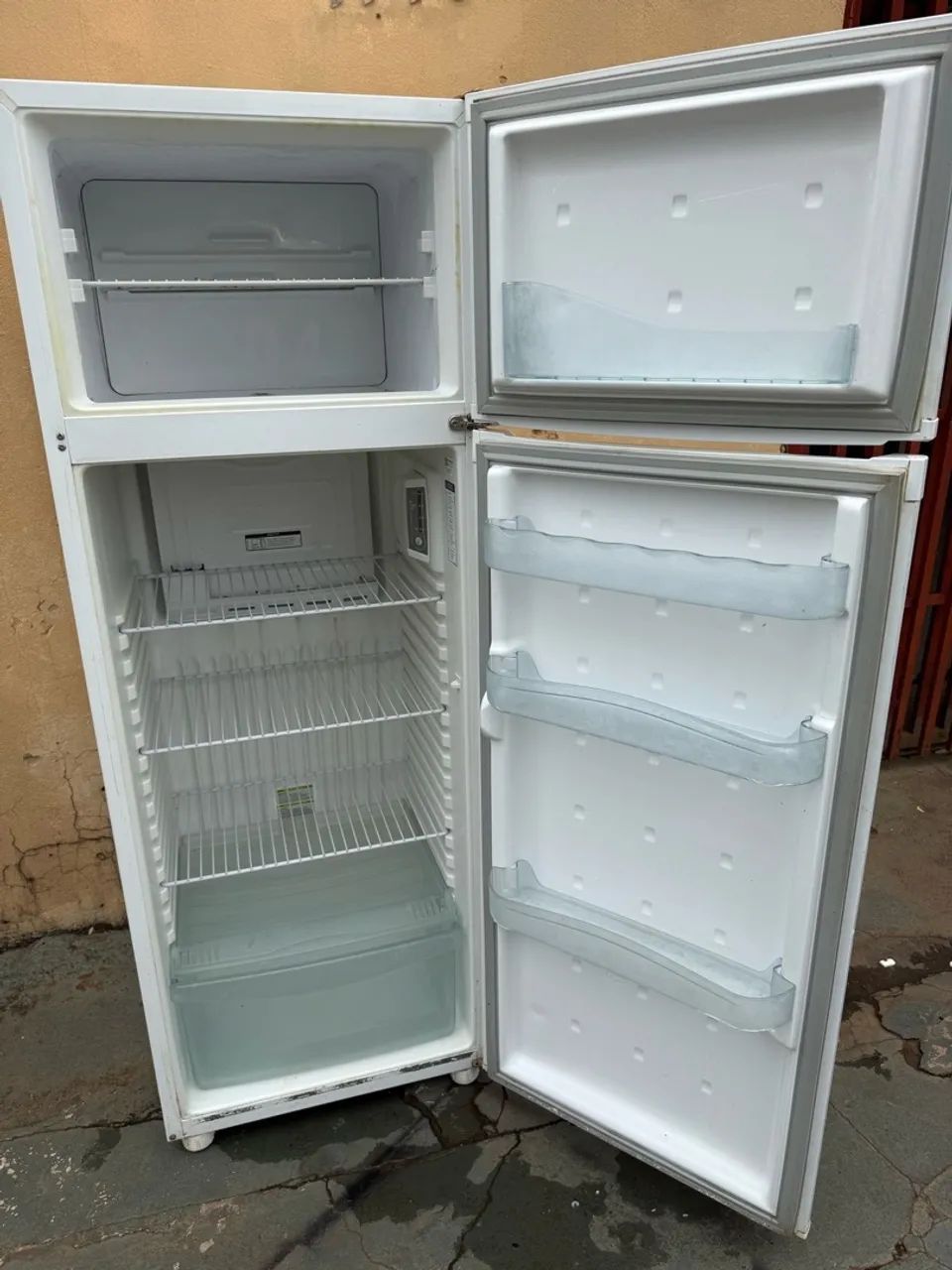 Geladeira cônsul 334 litros - Foto 4