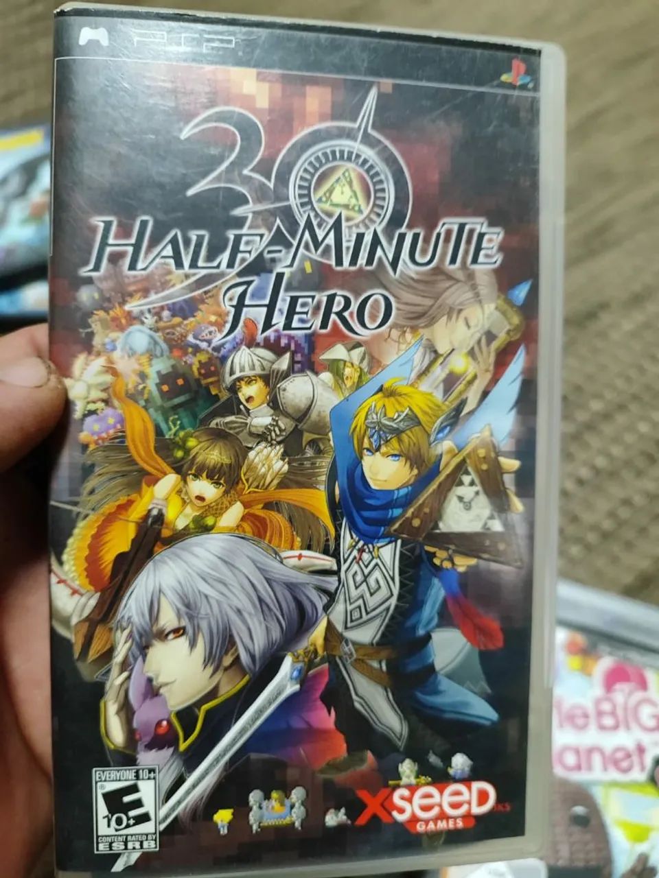 3 jogos Crisis Core: Final Fantasy VII - PSP - Greatest Hits