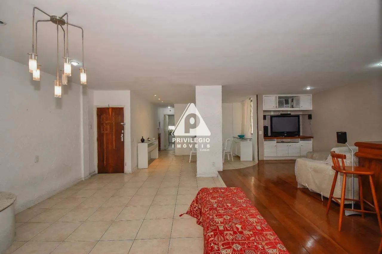 Apartamento Duplex em Ipanema: 3 Quartos, Suíte, Dependência e Sala Ampla - Foto 3
