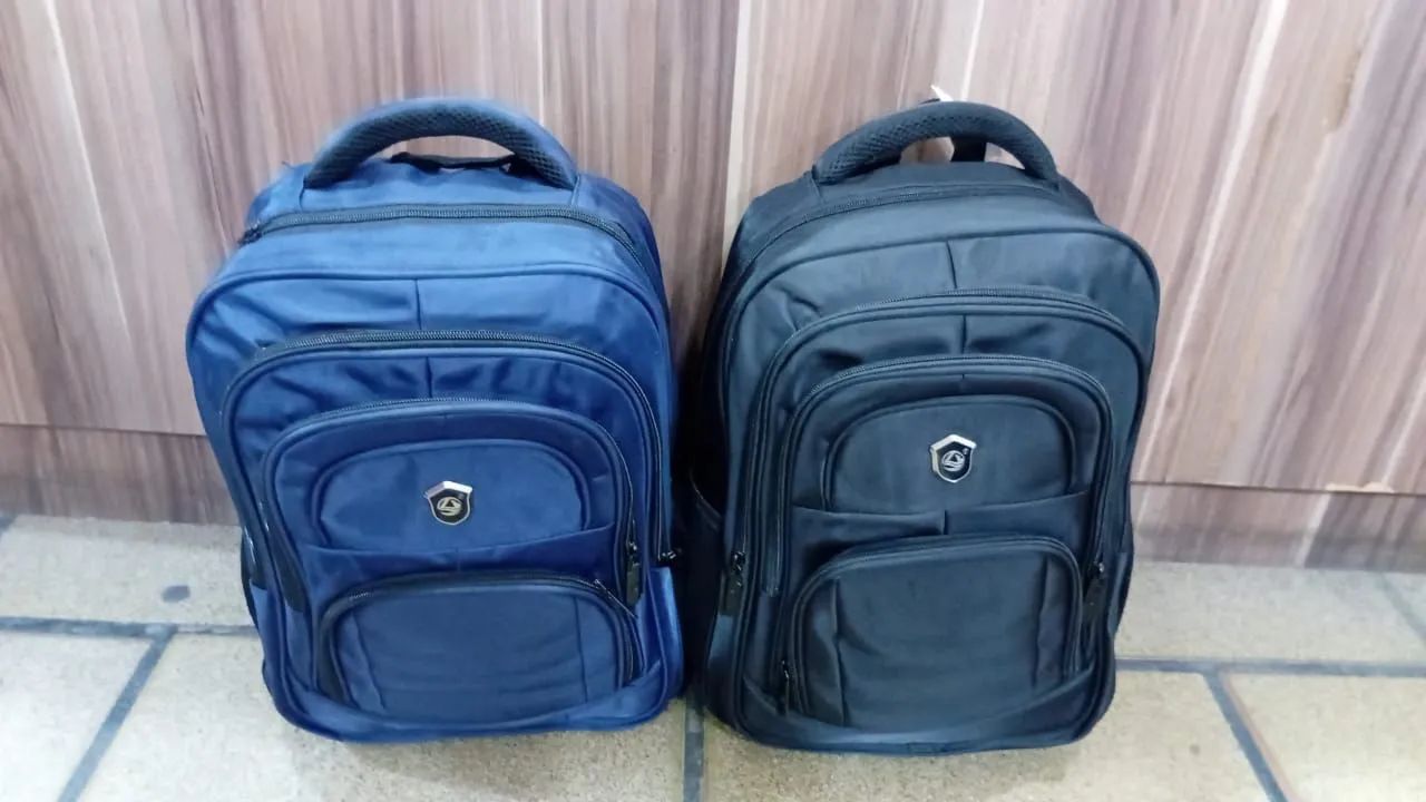 Mochila Escolar Reforçada - Azul ou Preta - Foto 2