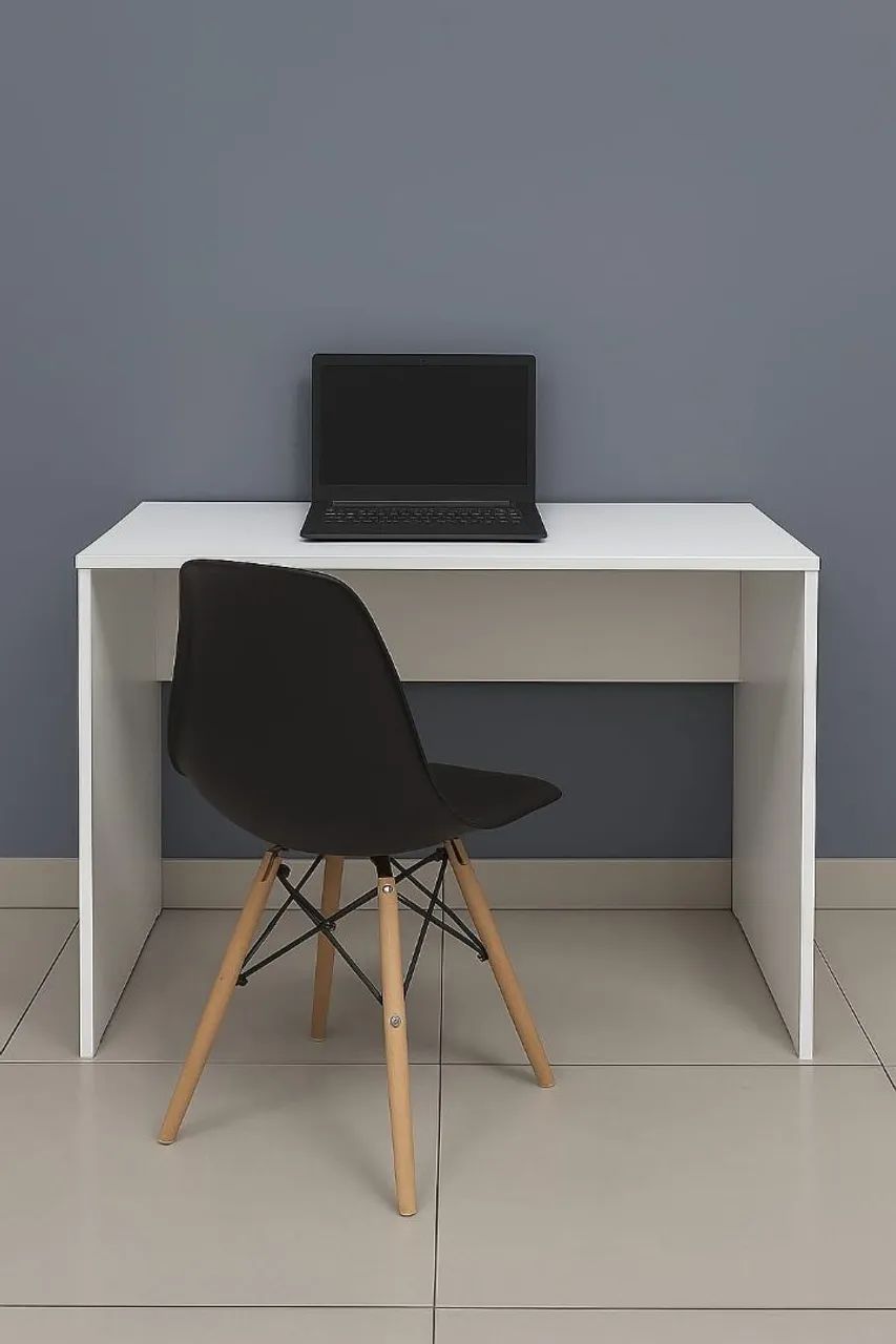 Mesa de escritório em MDF branco