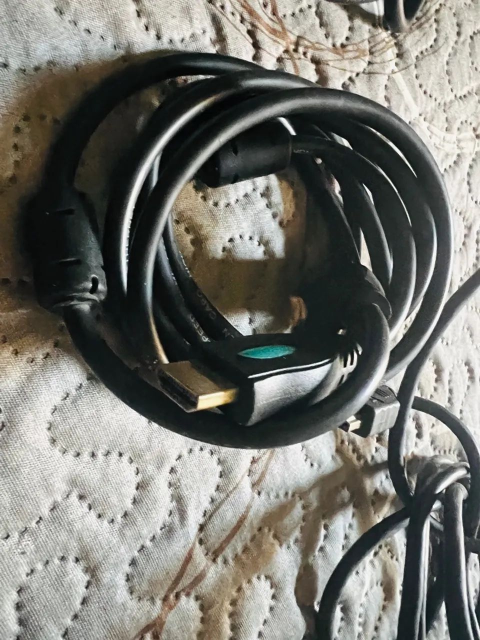 02 HDMI Cables for TV64289875895426120