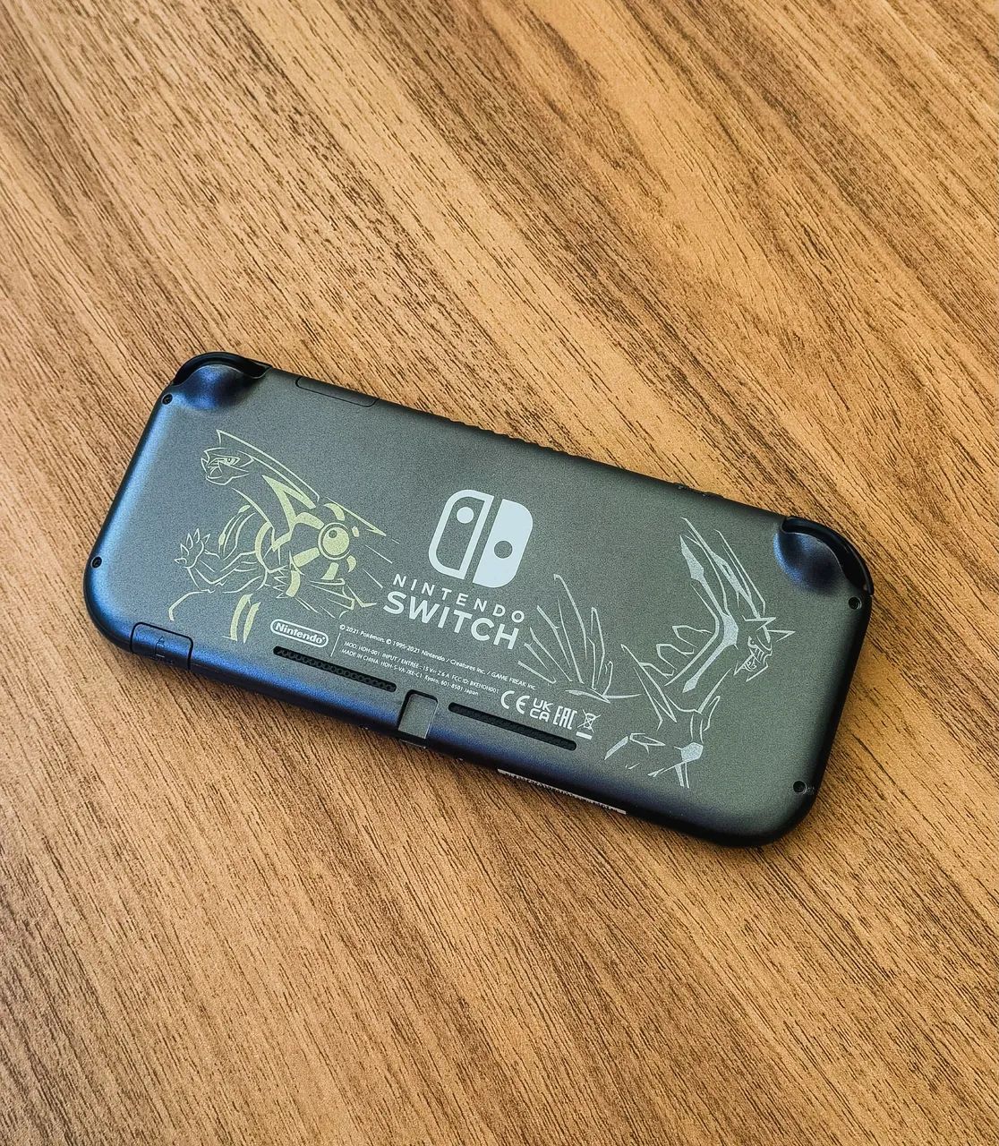 Nintendo Switch Lite Pokémon Dialga Palkia Version + jogo