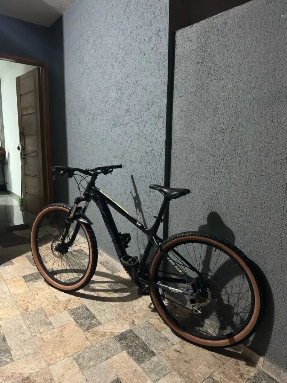 KONA LAVA DOME raríssima no Brasil!