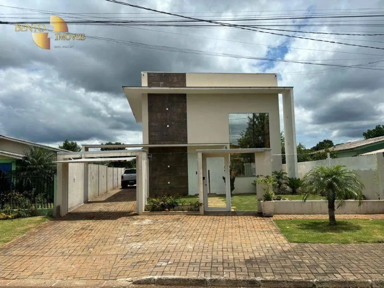 Casa com 4 dormitórios à venda, 250 m² por R$ 2.000.000 - Princesa Isabel - Santo Antônio