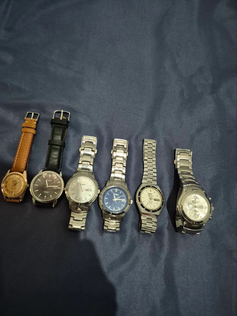 Vendo minha coleção rara de relógios 