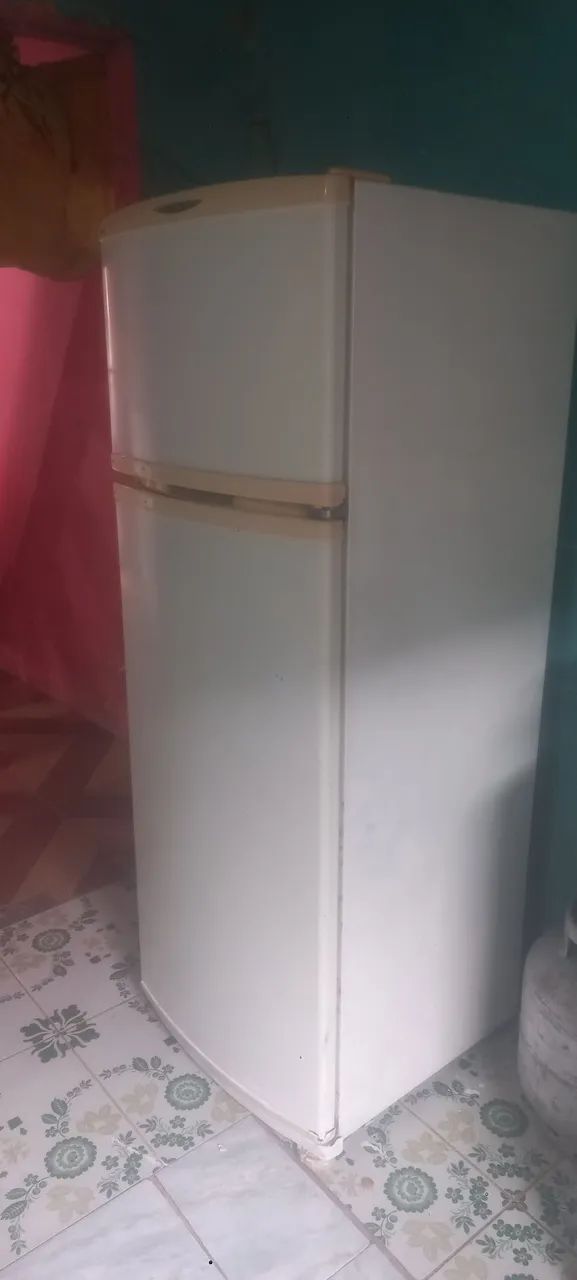 Geladeira Duplex em ótimo estado - Foto 3