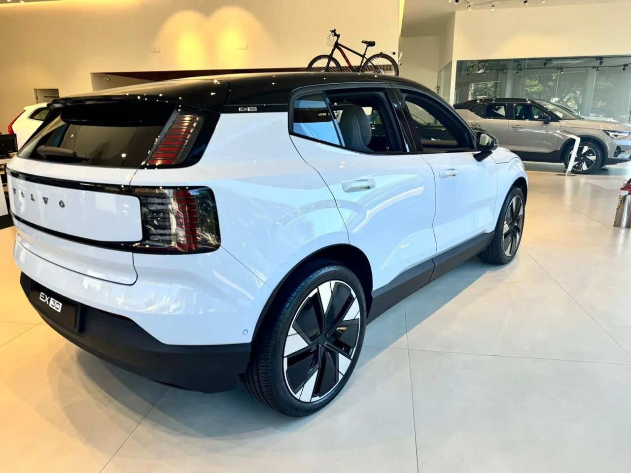 EX30 Ultra 2024 - Últimas unidades 
