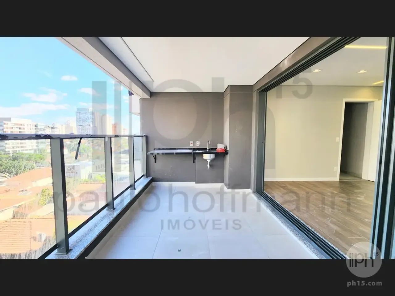 Apartamento com 2 suítes e 3 banheiros à Venda, 73 m² por R$ 1.110.000 - Foto 2