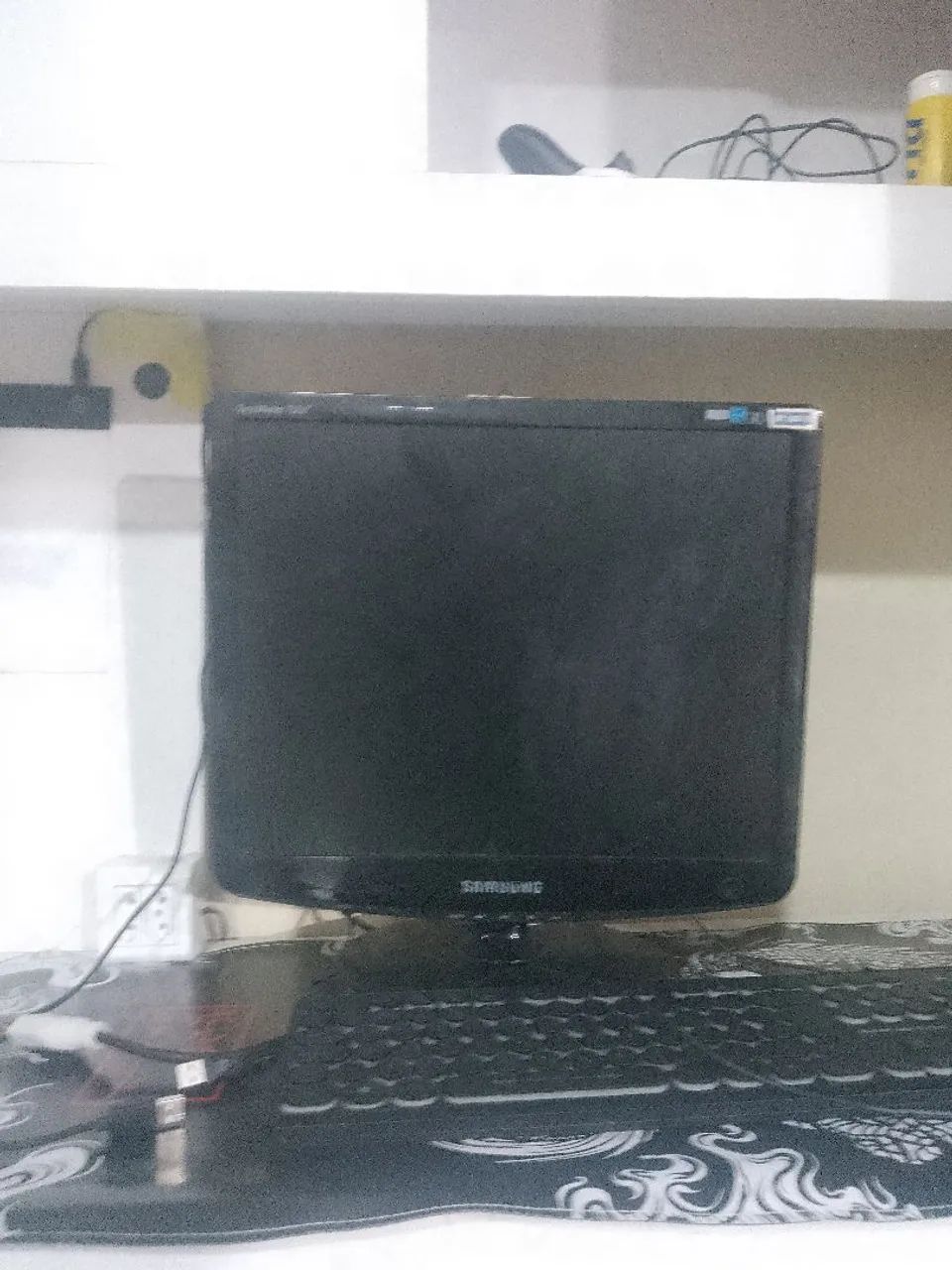 17-inch GVA cable monitor64263933395970120