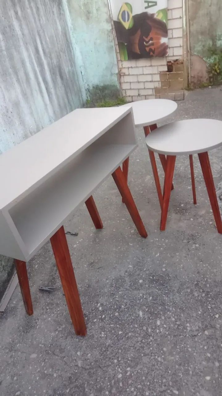Vendo lindas mesinha de canto e aparador Fabricação própria  - Foto 2