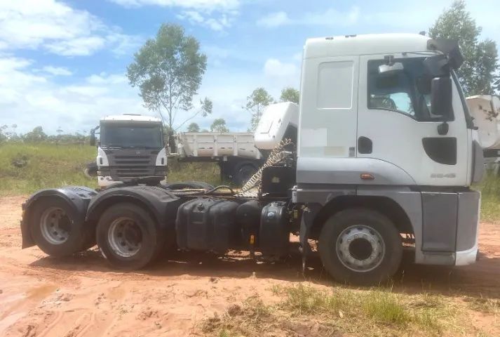 Ford Cargo 2842 Ano 2013 - Foto 4