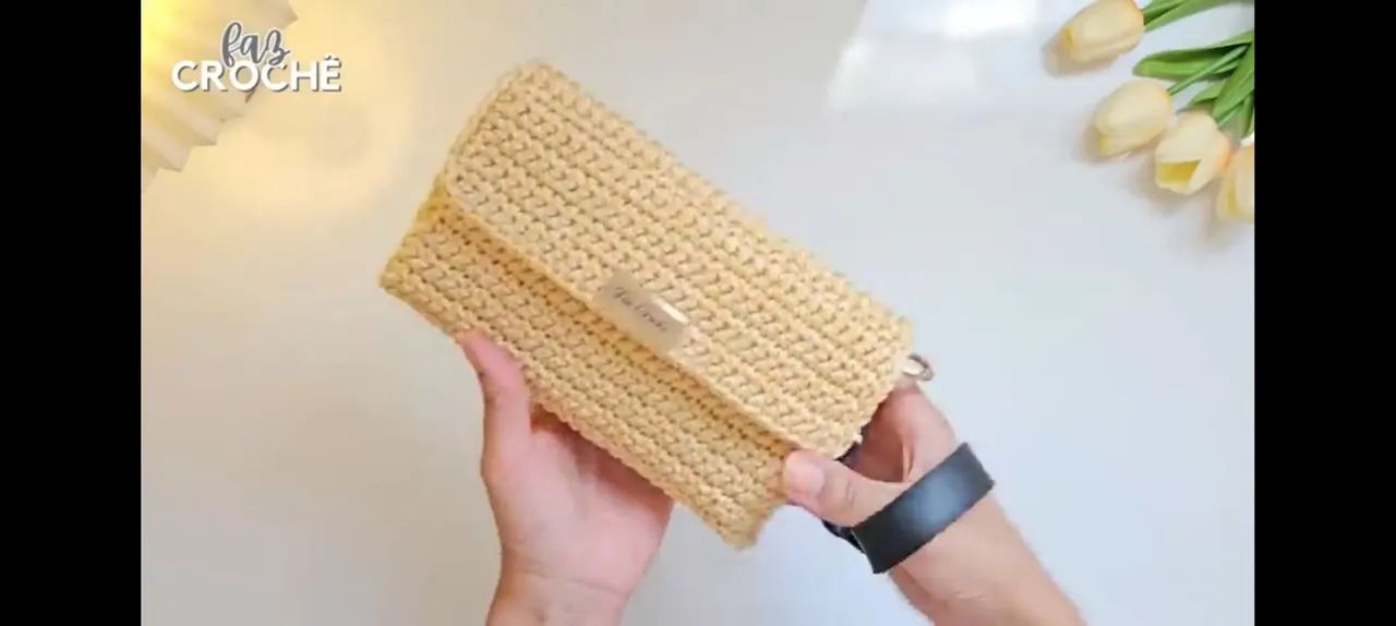 Bolsa carteira em crochê 