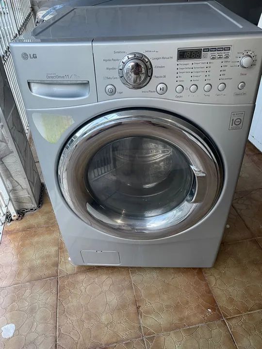 Lava e seca LG 11,7 kg 110v  - Foto 2