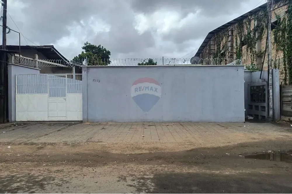 Condomínio à venda, bairro Santa Teresa.