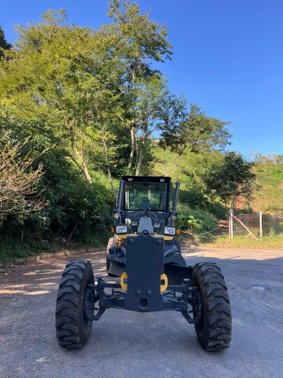 MOTONIVELADORA NEW HOLLAND RG140B - Foto 4