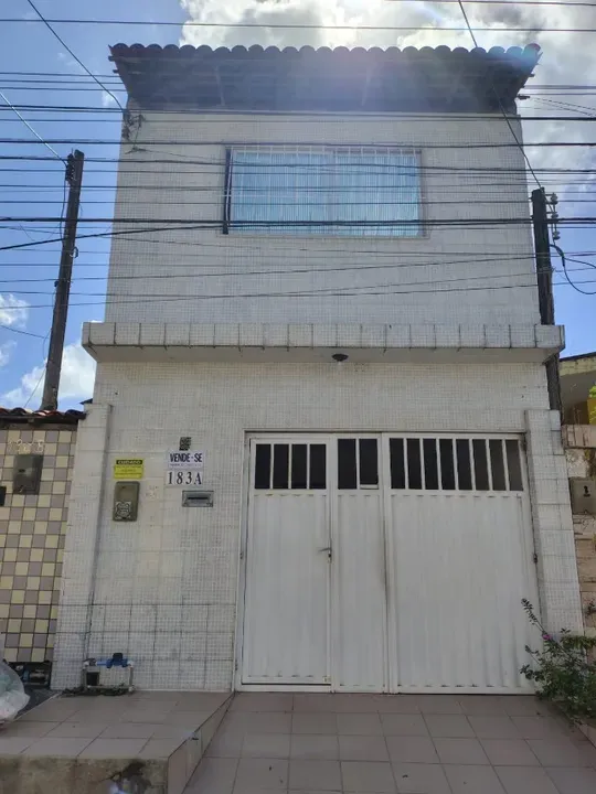 Casa de 1° andar no Conjunto José da Silva Peixoto - 4 quartos
