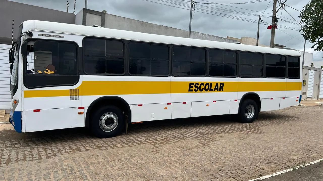 Ônibus Mercedes 1722.Ano 2010....bem conservado, manutenção em dias. - Foto 2