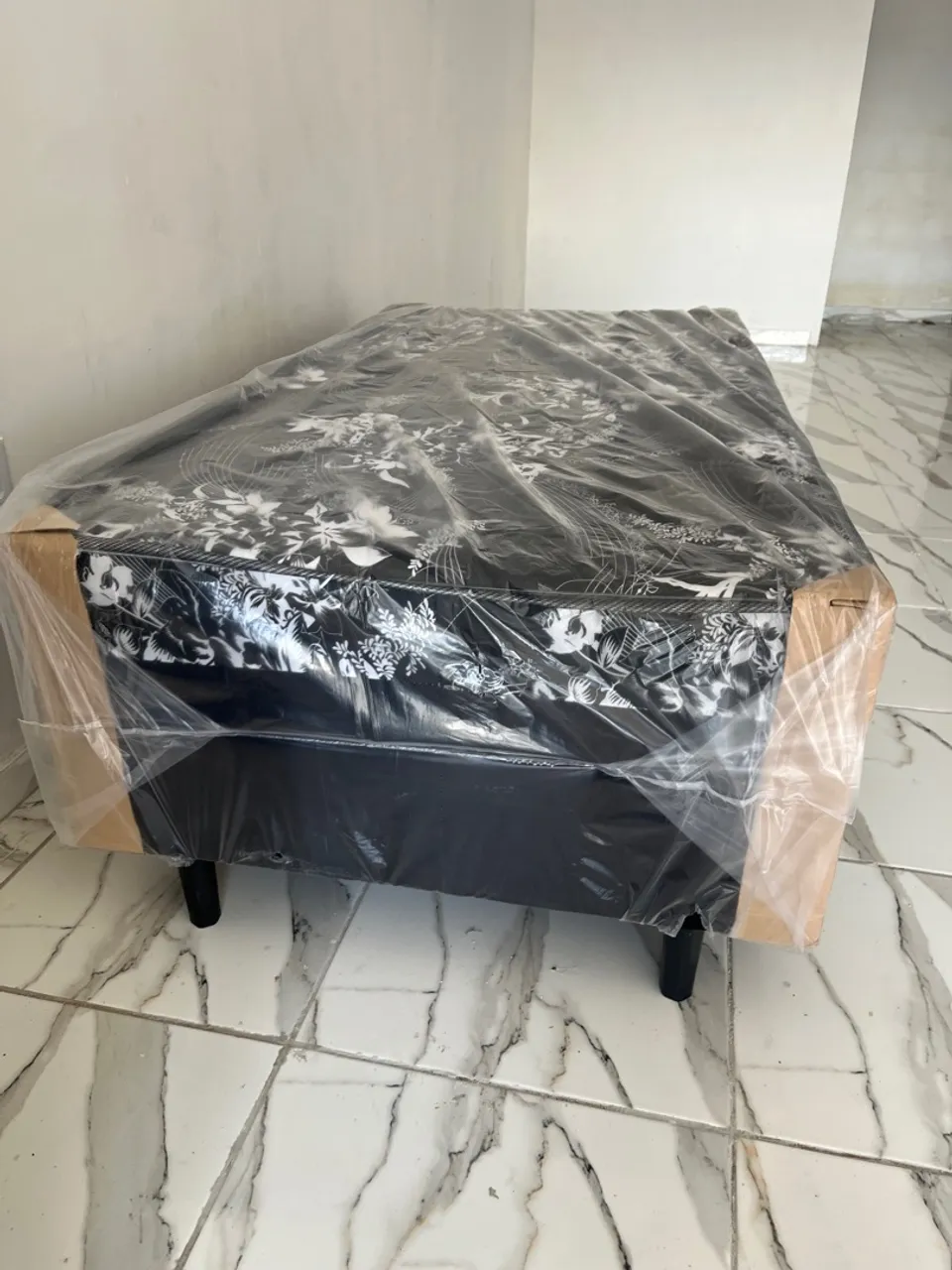 PROMOÇÃO EM CAMA BOX DE SOLTEIRO COM ESPUMA D28