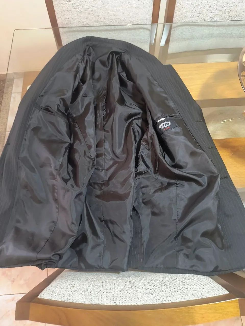 Terno Risca de Giz Preto - Foto 3