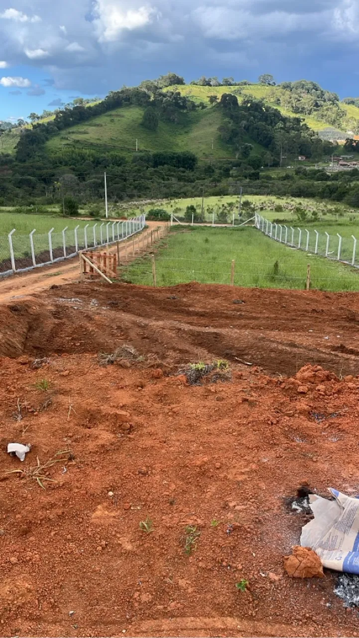 CHÁCARA DE 2094 M2 - MONTE VERDE : CAMANDUCAIA