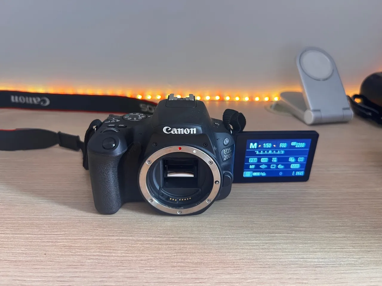 Canon EOS SL2/200D c/ lente - Câmera DSLR Perfeita para Iniciantes
